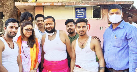 Acteress tanushi datta mahakal temple ujjain