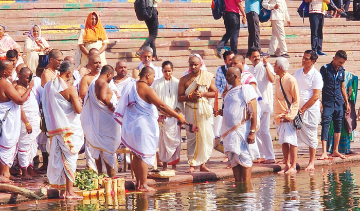 महाकाल मंदिर में चल रहे सौमिक सुवृष्टि अनुष्ठान की पूर्णाहुति