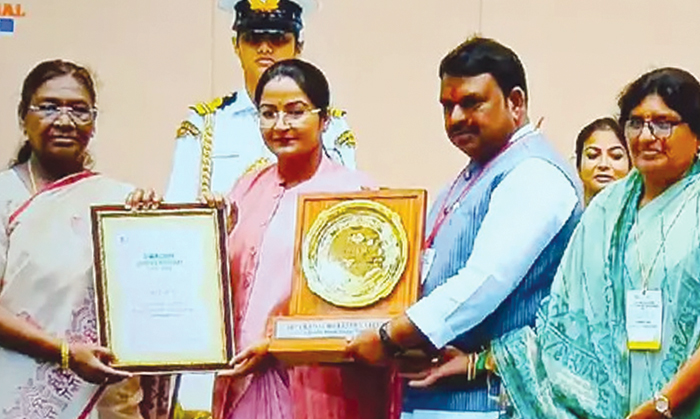 उज्जैन’सुपर स्वच्छता लीग’ में प्रथम पुरस्कार:राष्ट्रपति को याद आई महाकाल मंदिर की सफाई सेवा