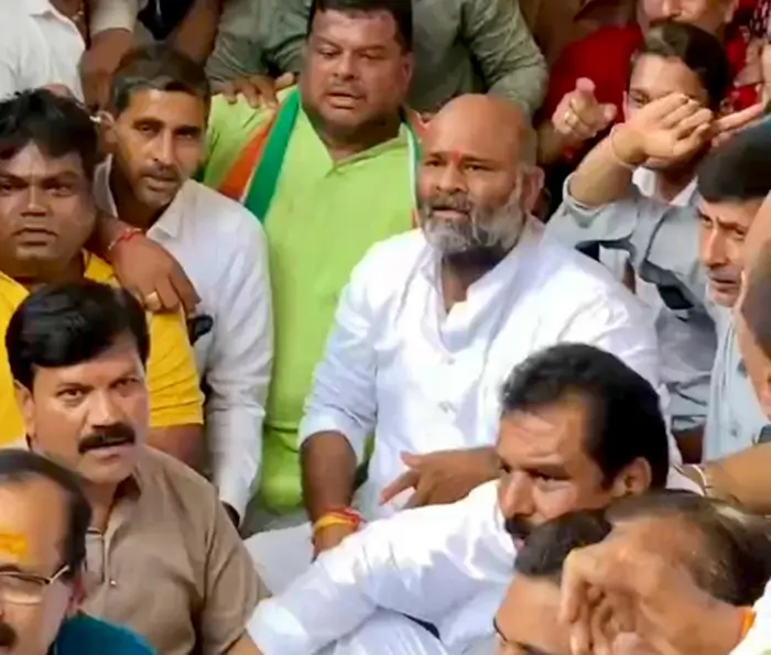 ओबीसी आरक्षण मामले में कांग्रेस द्वारा निकाली गई रैली से वरिष्ठ कांग्रेसियों ने किया किनारा