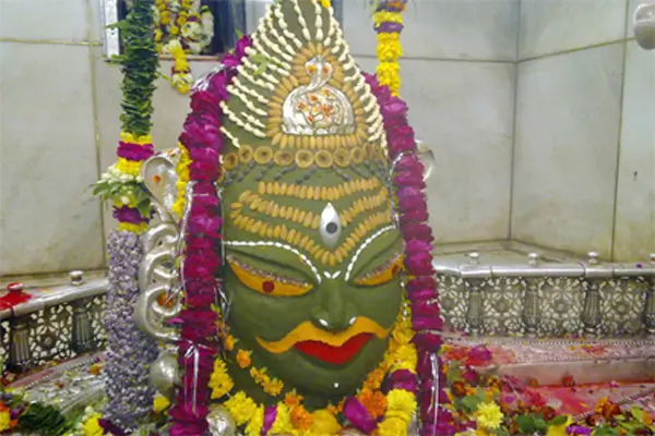 महाकाल के शृंगार में लगने वाली भांग अब मंदिर समिति पुजारियों को तौल कर देगी