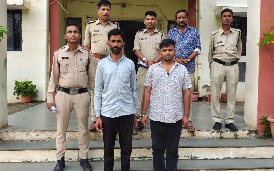 धार: फर्जी आधार कार्ड के जरिए हुजूर खाँ ‘श्यामभाई हलवाई’; 12 साल बाद हुआ पर्दाफाश