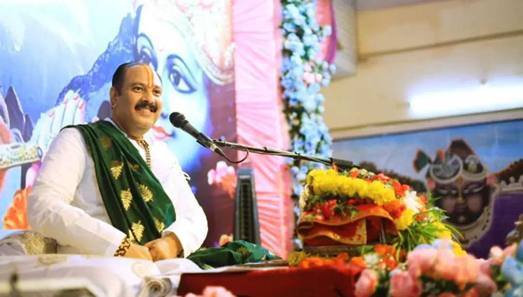 संदेह से भगवान से दूरी बढ़ती है, विश्वास से होती है भक्ति: पंडित प्रदीप मिश्रा