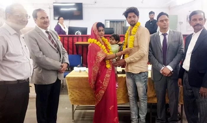 लोक अदालत में प्रकरणों का समझौते से हुआ समाधान
