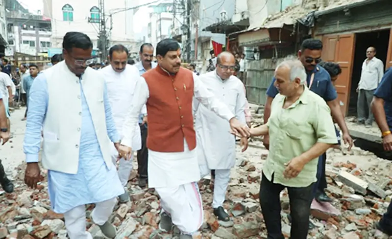 मुख्यमंत्री ने किया खजूर वाली मस्जिद से केडी गेट तक मार्ग चौड़ीकरण कार्य का निरीक्षण