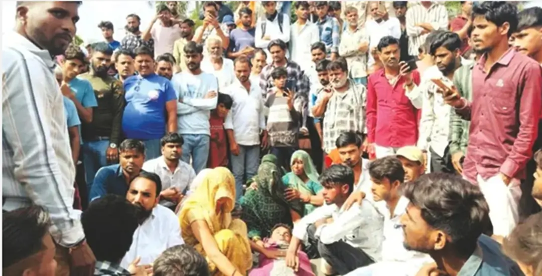 धमकी भरी पोस्ट डालने के बाद पुलिस की कार्रवाई से डरे युवक ने फांसी लगाकर आत्महत्या की