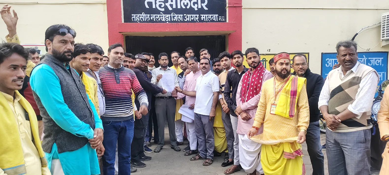 ‘अपमानजनक टिप्पणी’ पर बवाल: IAS अधिकारी के विवादित बयान के विरोध में ब्राह्मण समाज का चरणबद्ध आंदोलन शुरू