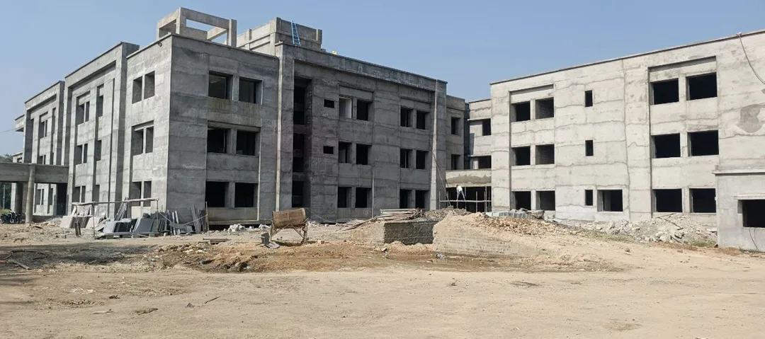 करोड़ों का प्रशासनिक संकुल बजट की बेडिय़ों से आजाद, क्या 4 महीने में पूरा होगा अधूरा ख्वाब?