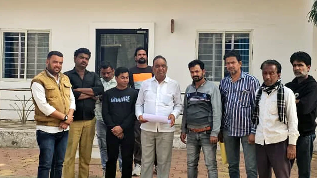 शाजापुर में अवैध गतिविधियों पर बवाल: वार्ड 10 में खुलेआम बिक रहा गांजा-स्मैक और चल रहा जुआ-सट्टा