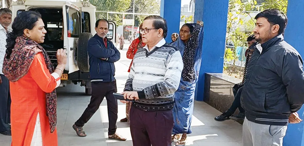जिला अस्पताल में अव्यवस्था