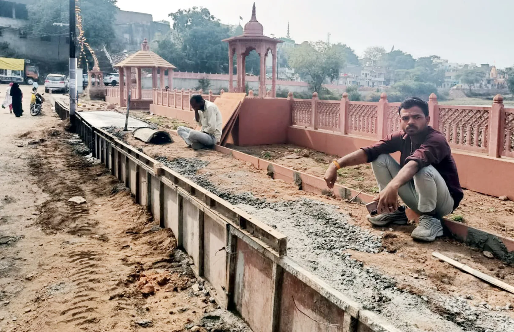आगर नगर पालिका में नियमों को ताक पर रखकर रातड़िया तालाब का “कथित” सौंदर्यकरण