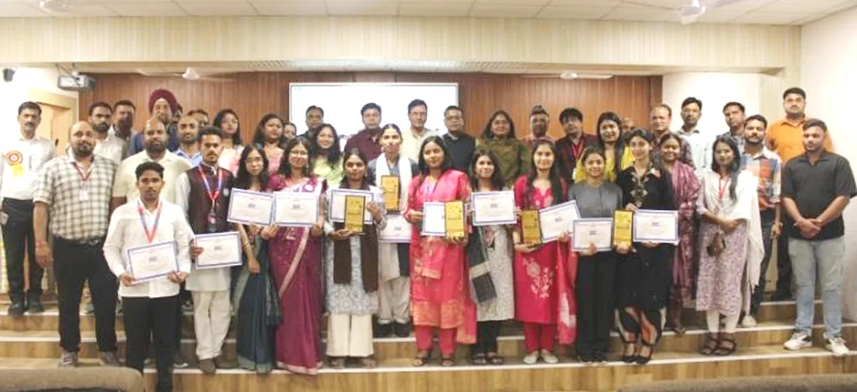 विकसित भारत युवा संसद का आयोजन: आपातकाल के 50 वर्ष और लोकतंत्र के पाठ पर हुई चर्चा